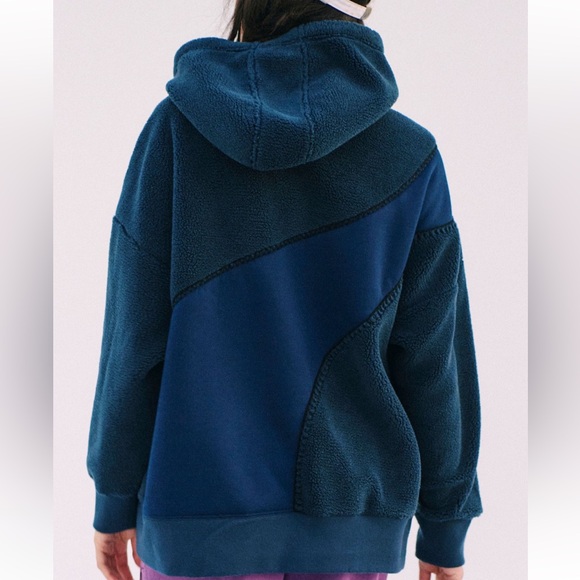 Free People Sprint to the finish Navy Hoodie NWT 
Retail $198 - Picture 4 of 6